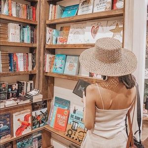 Lack of color The Sunnydip hat